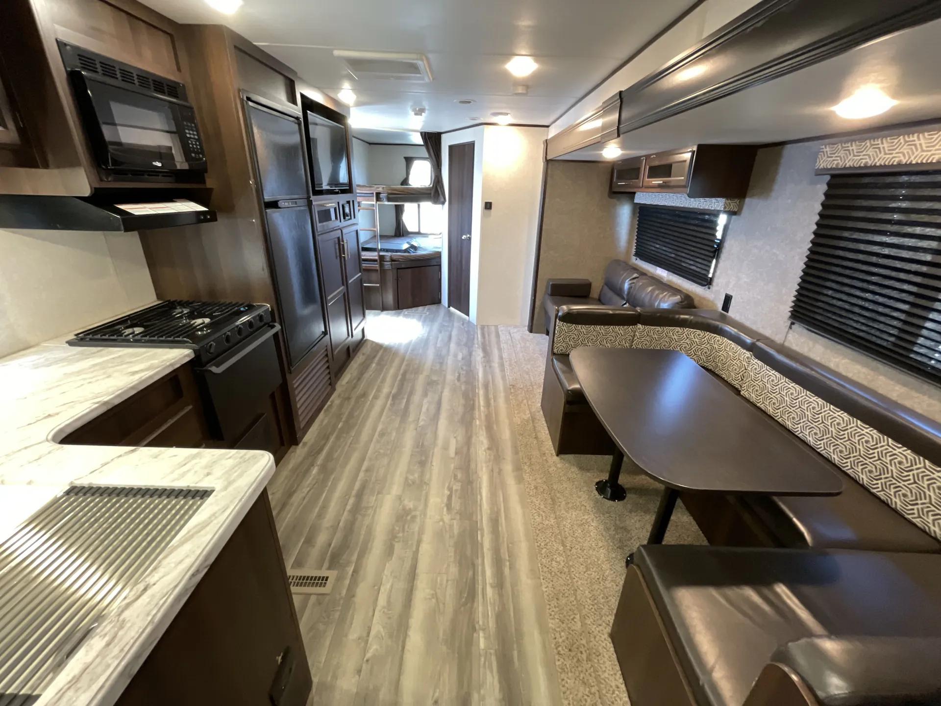2019 Jayco Jay Flight SLX 286BHSW — living area main