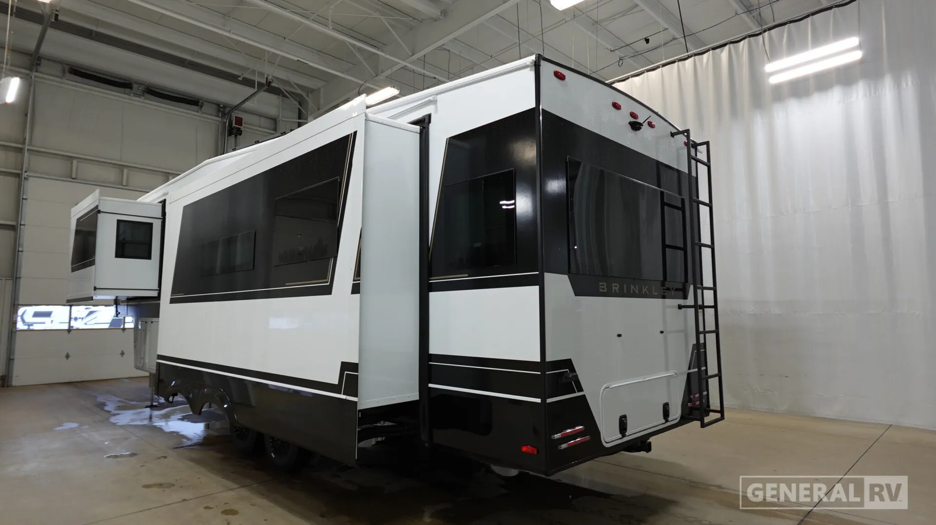 2026 Brinkley Model Z 3100 - Photo 4