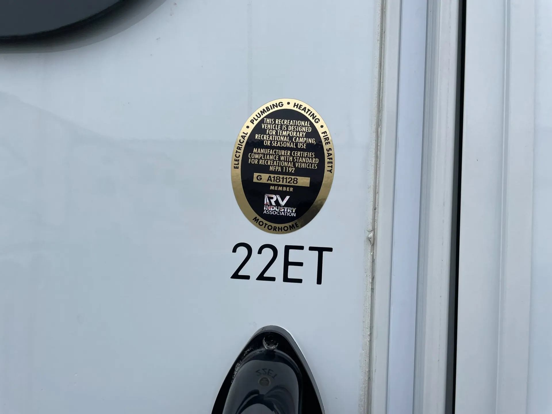 2026 Thor Motor Coach Eddie Bauer 22ET - Photo 2