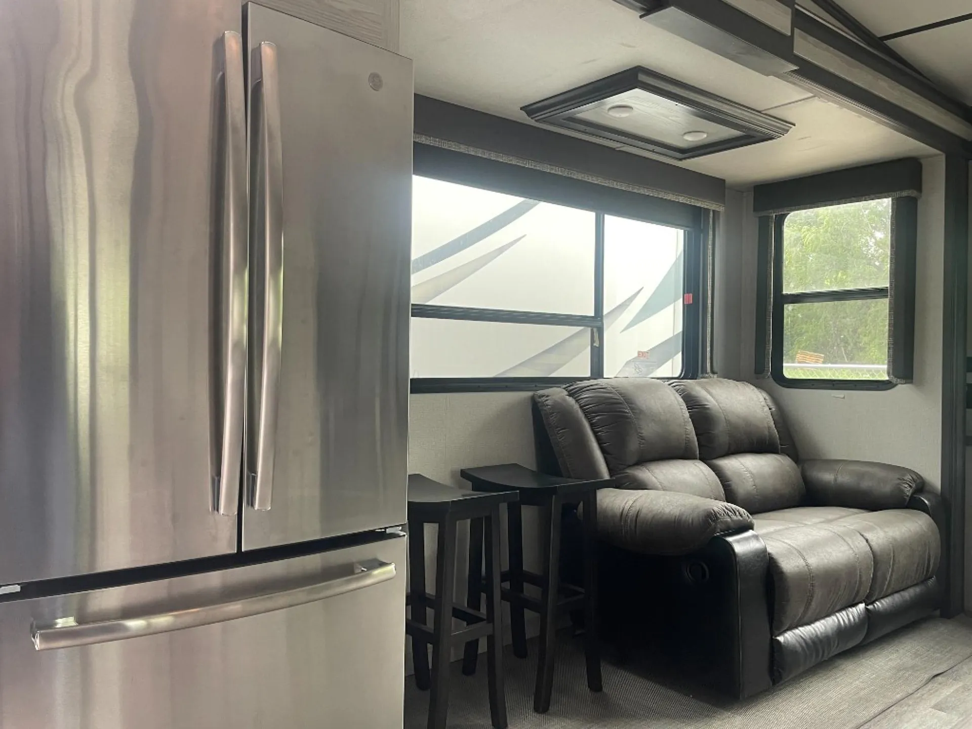 2021 Keystone Montana High Country 281CK - Photo 4