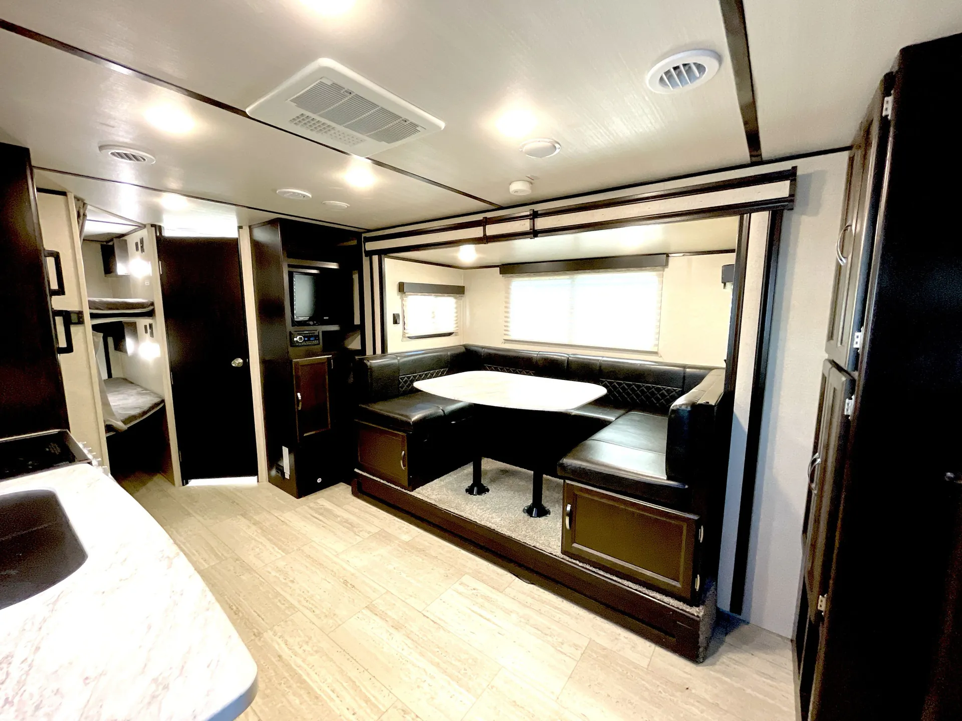2020 Coachmen Spirit XTR 2549BHX — living area main