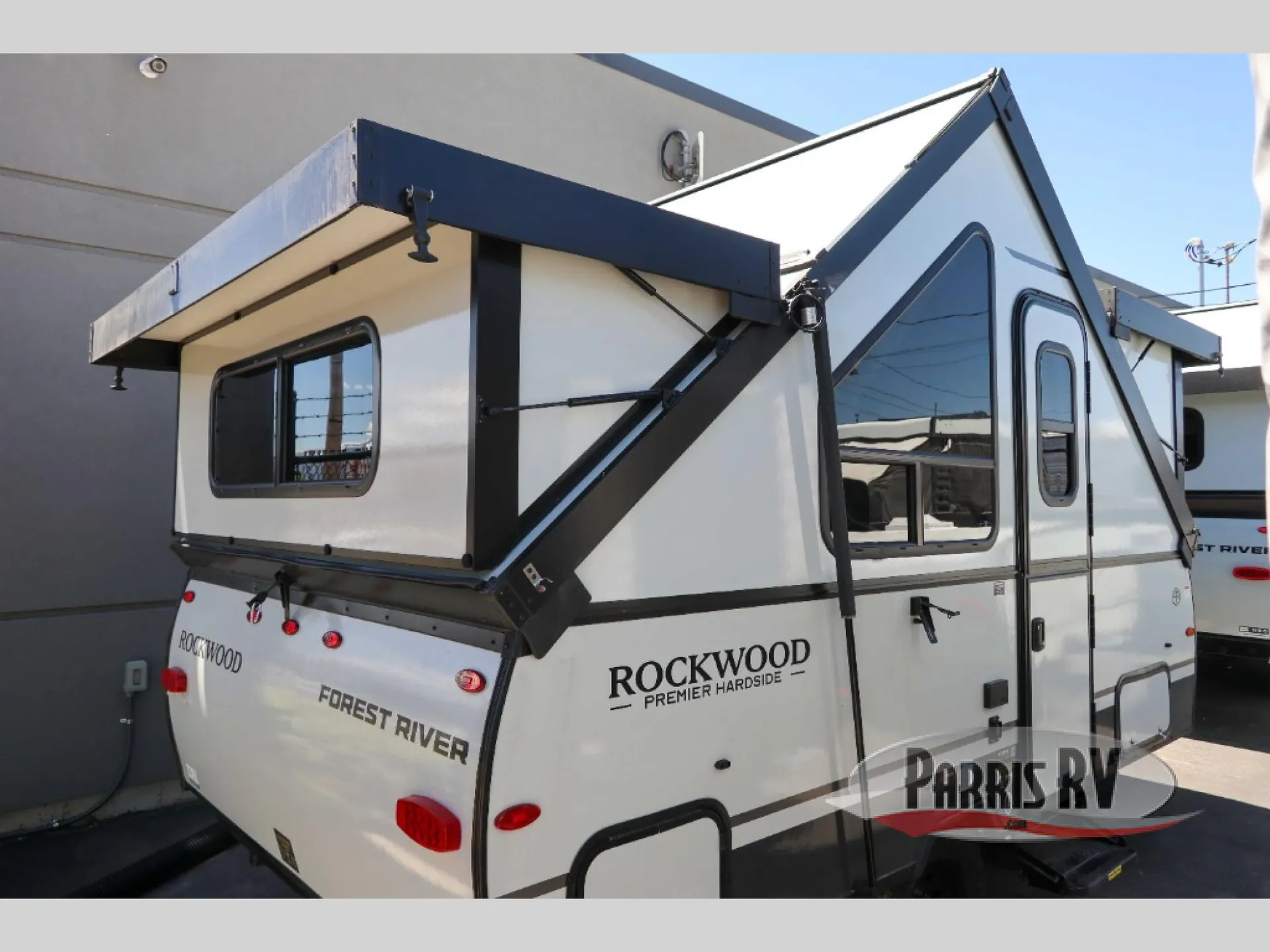 2026 Forest River Rockwood Hardside Series A121FD — Photo 5