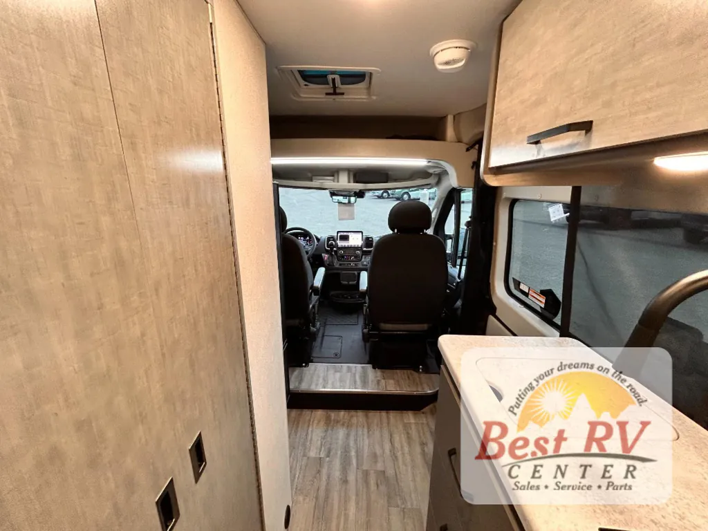 2026 Thor Motor Coach Tellaro 20U, Photos photo 75
