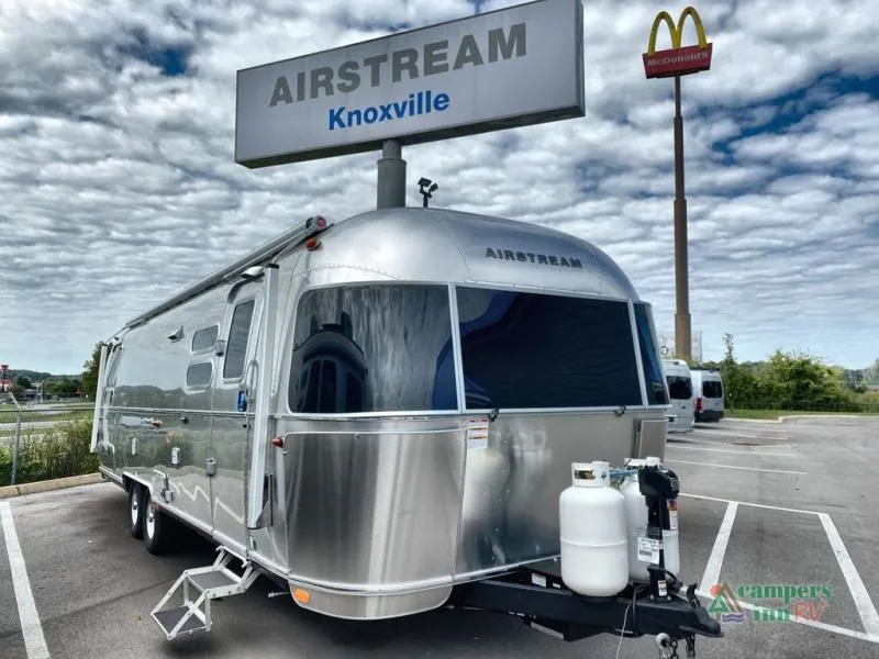 2026 Airstream Globetrotter 30RB Twin - Photo 2