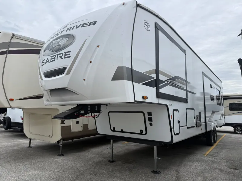 2025 Forest River Sabre 33RLP