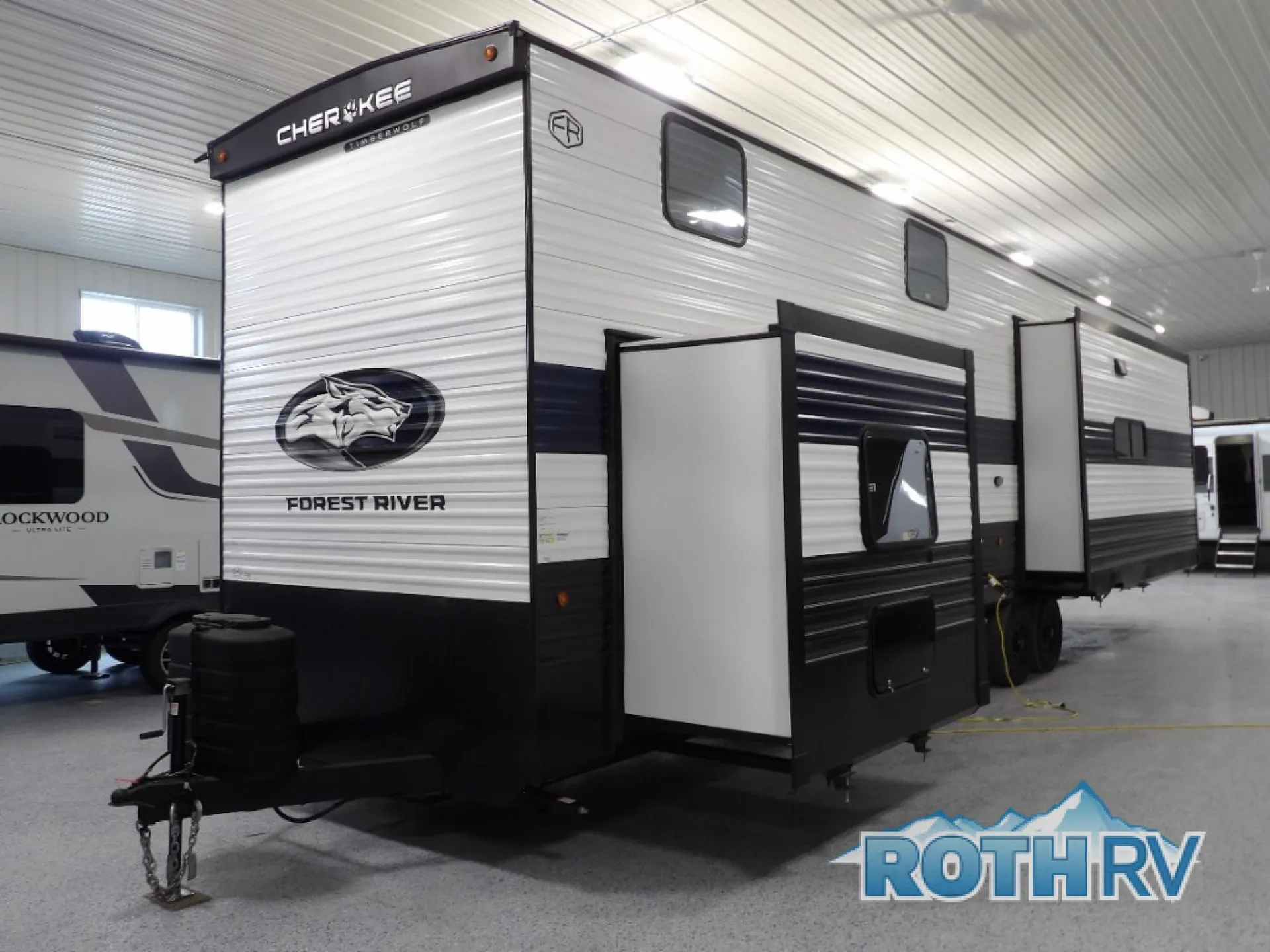 2025 Forest River Cherokee Timberwolf 39DL - Photo 3
