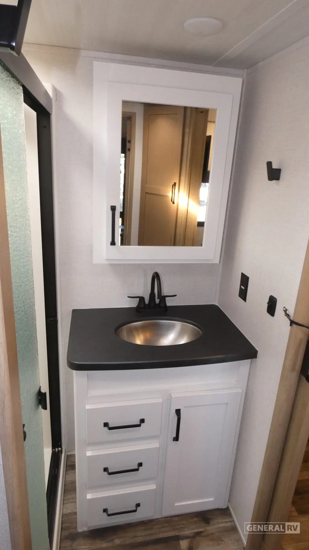 2023 Keystone Raptor 362, Photos photo 12