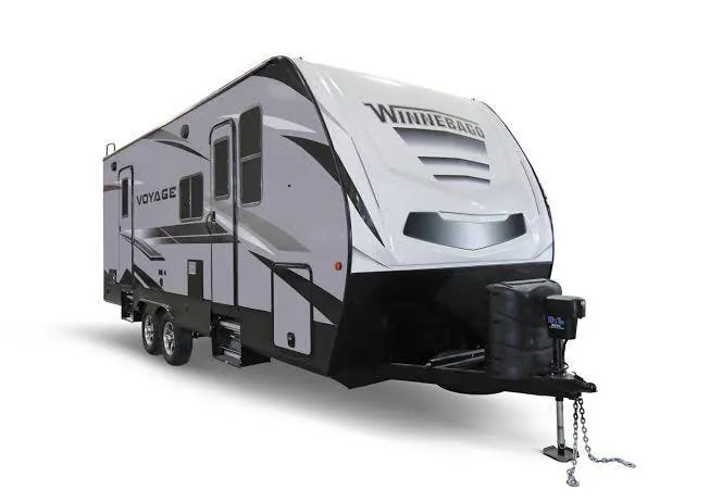 Winnebago Voyage 2427RB exterior