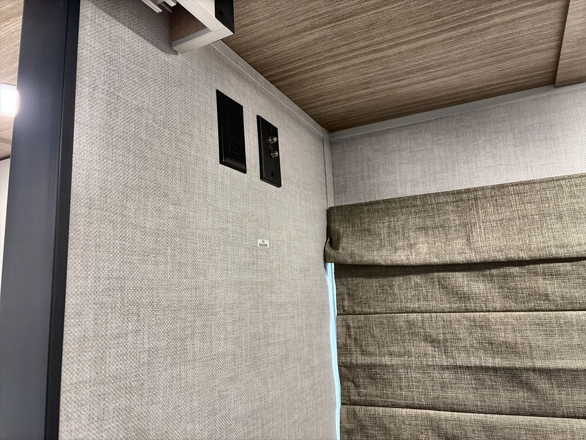 2026 Forest River Vibe Extreme Lite 2400RB — living area main
