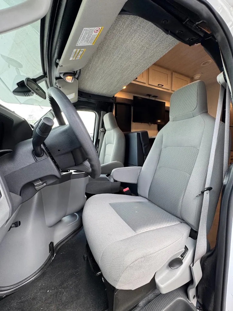 2026 Nexus Triumph 32T, Photos photo 24