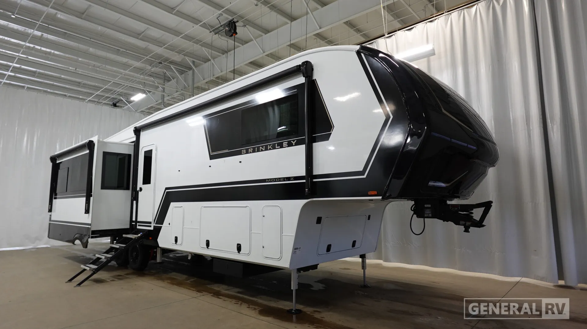 2027 Brinkley Model Z 3600 - Photo 2
