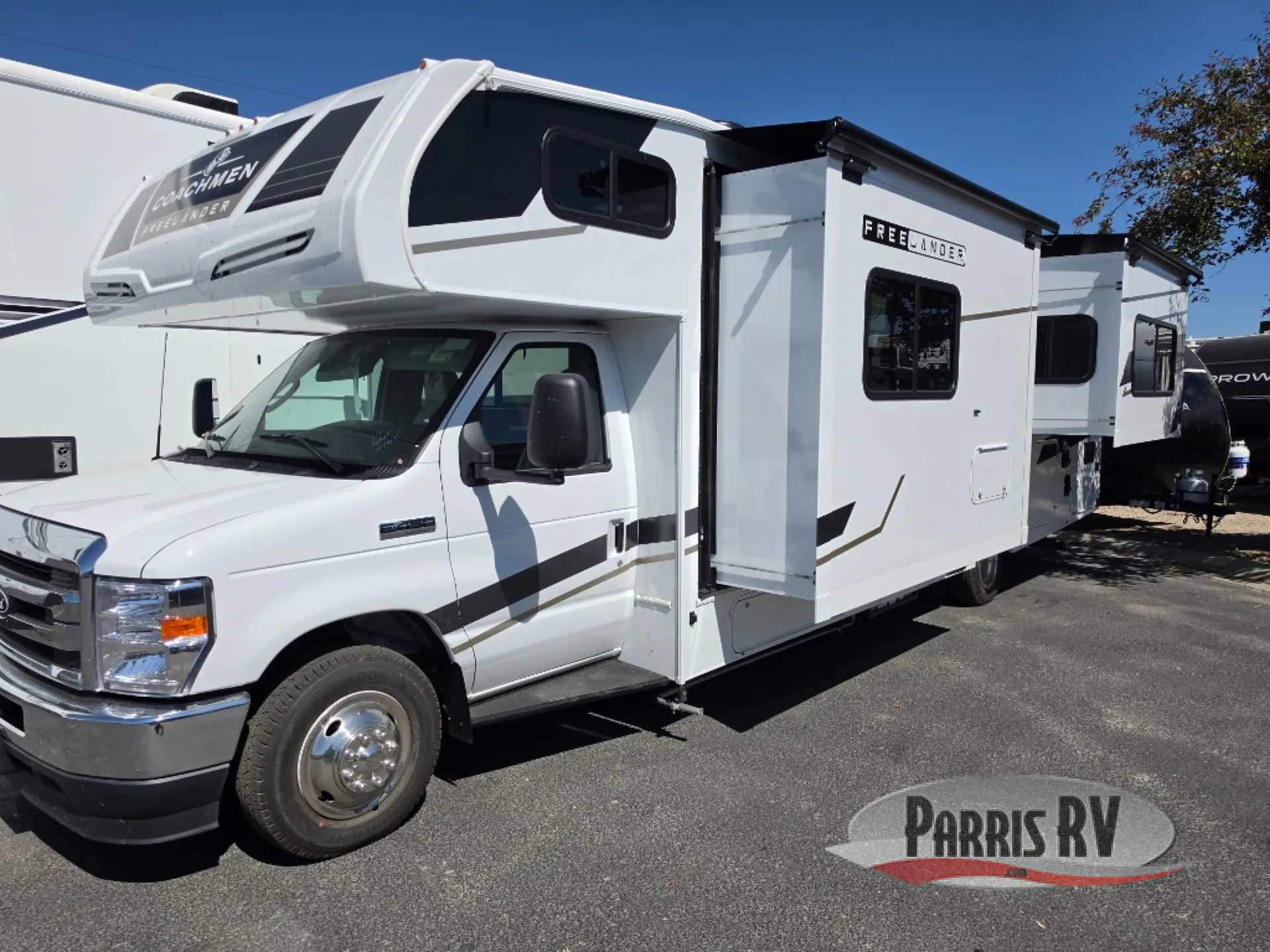 2027 Coachmen Freelander 30KB - Photo 4