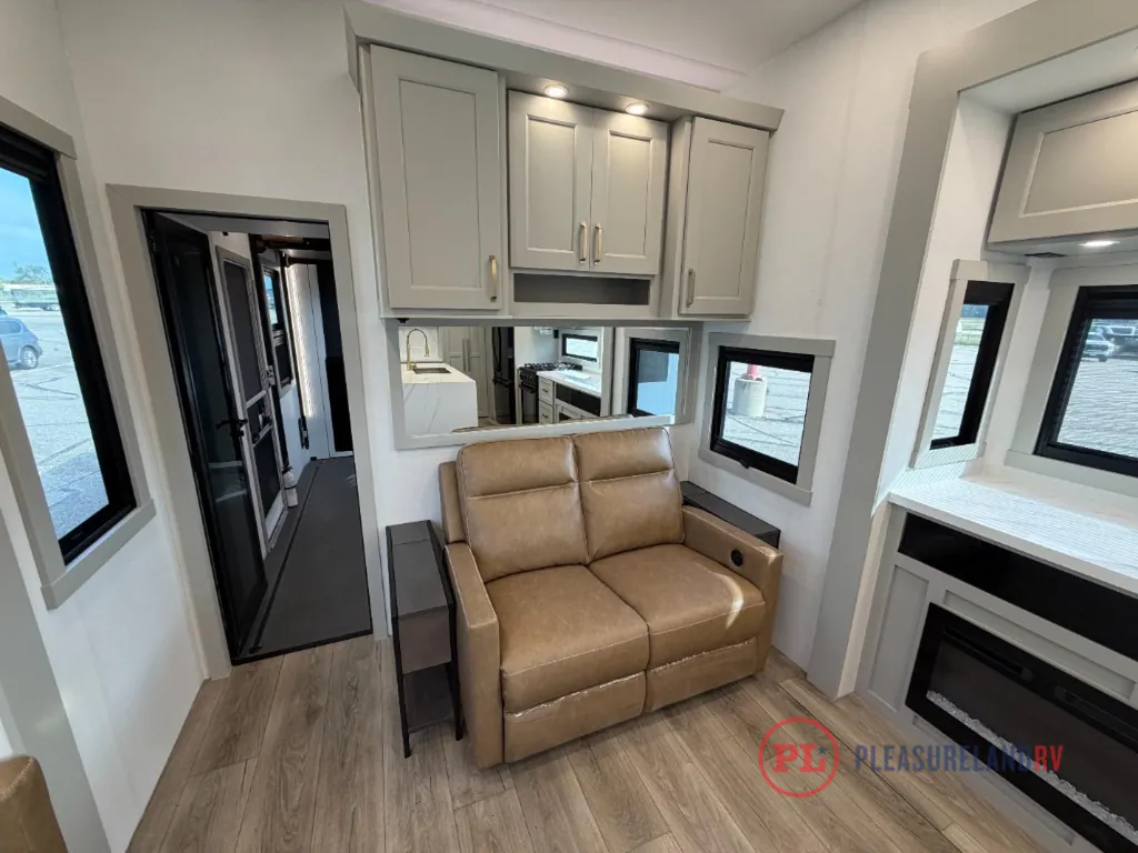 2025 Brinkley Model G 4100, Photos photo 20