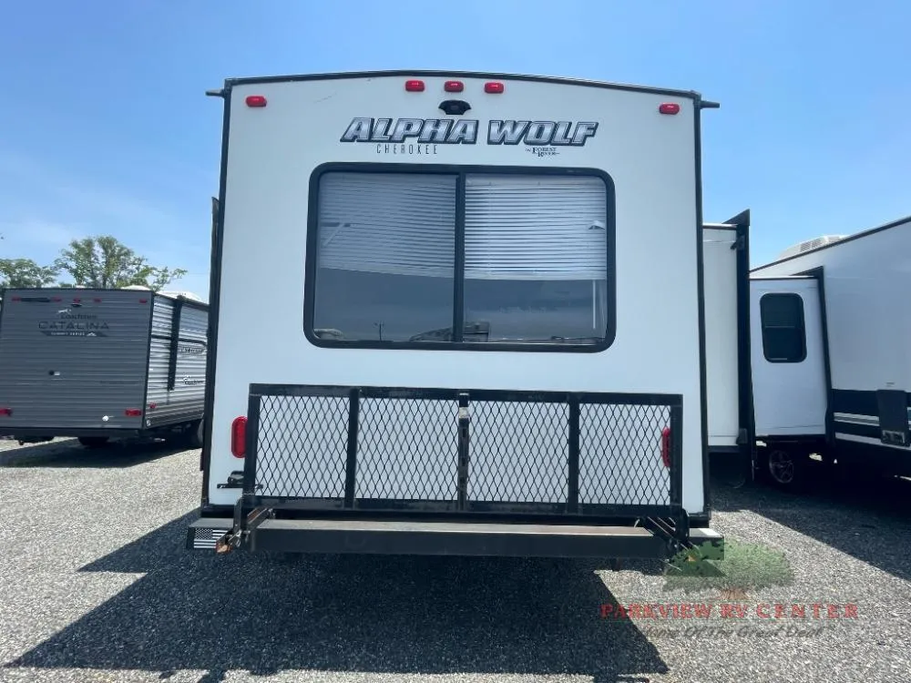 2020 Forest River Cherokee Alpha Wolf 26RL - Photo 4
