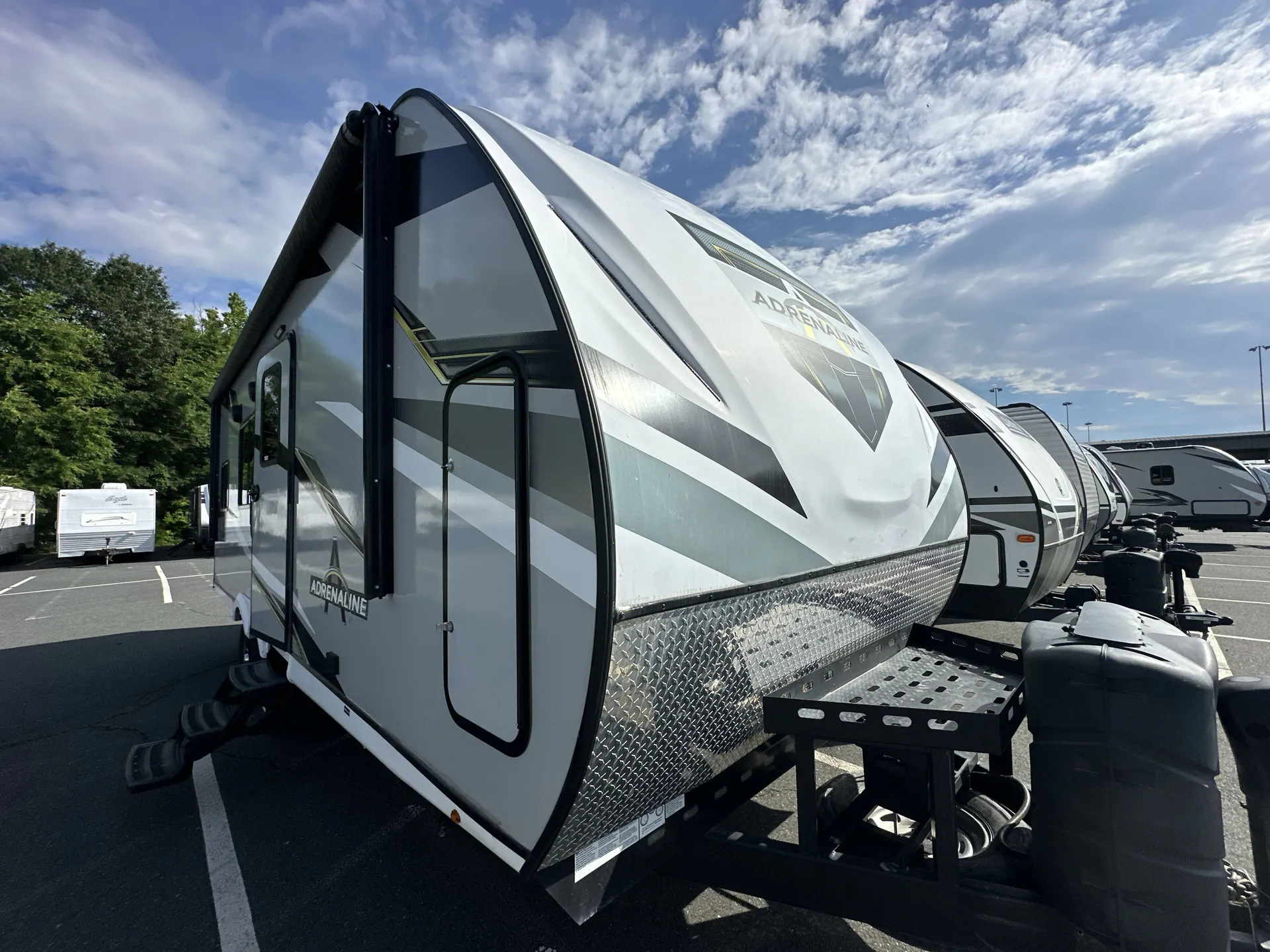 2022 Coachmen Adrenaline 21LT - Photo 2