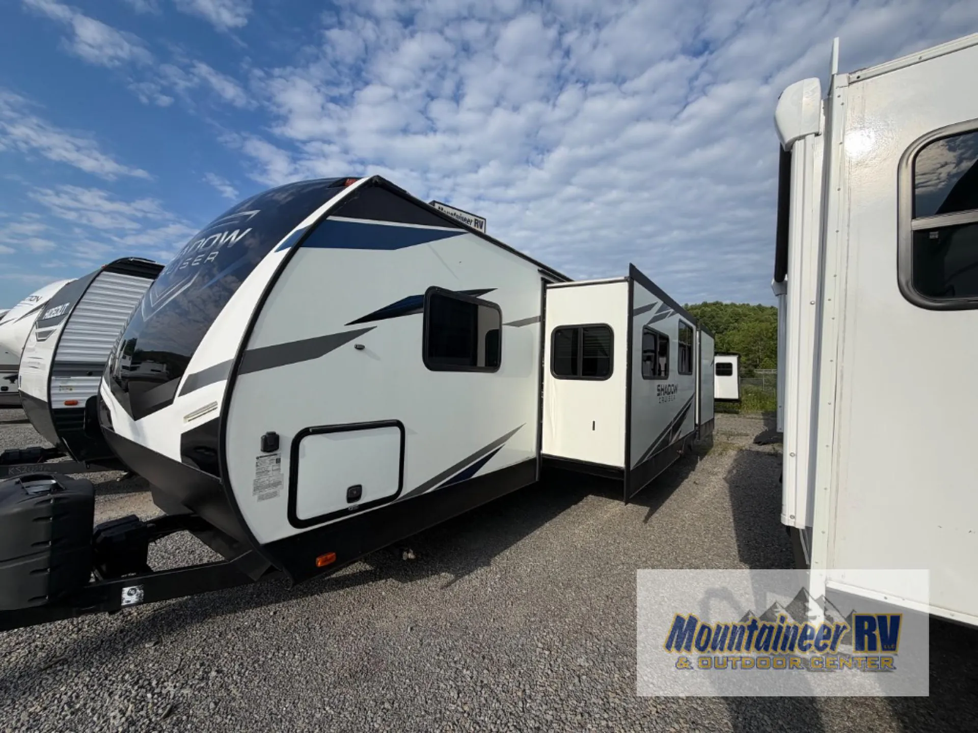2021 Cruiser RV Shadow Cruiser 325BHS - Photo 4