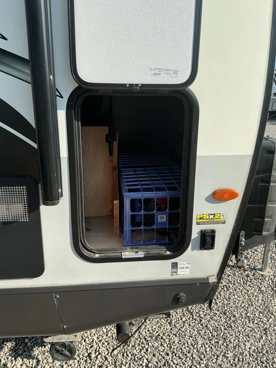 2020 Forest River Rockwood Ultra Lite 2608BS, Photos photo 6