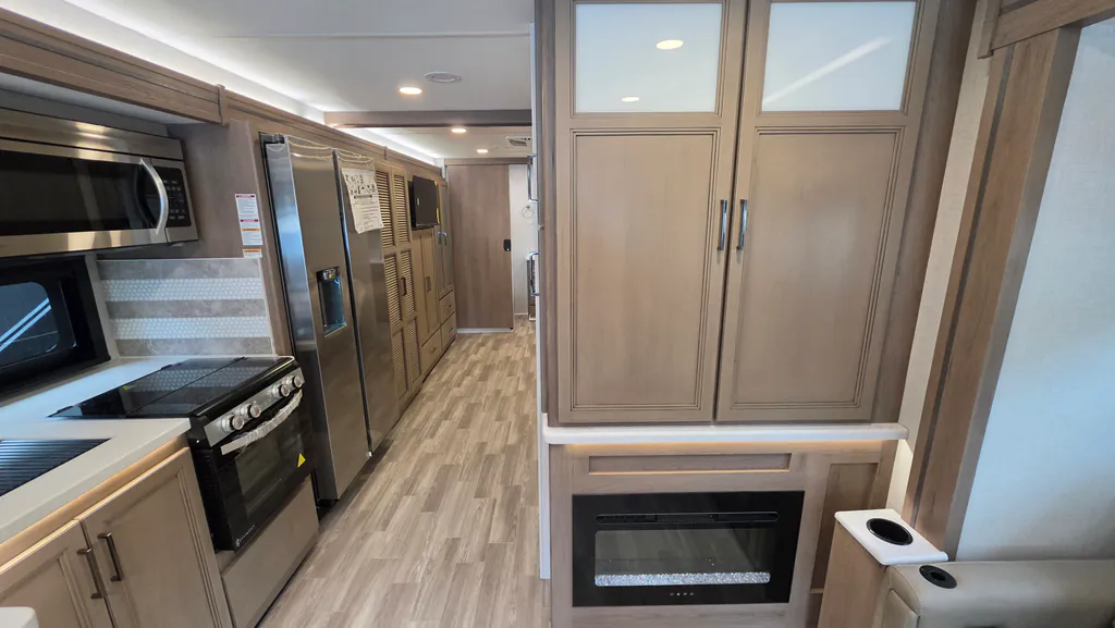 2027 Thor Motor Coach Windsport 36H, Photos photo 7