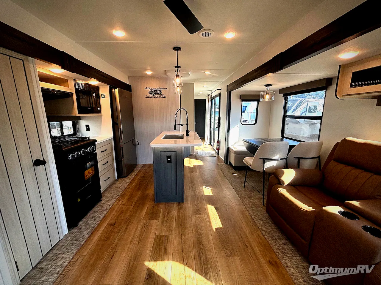 2026 Forest River Puma Vista 38RLB — Photo 5