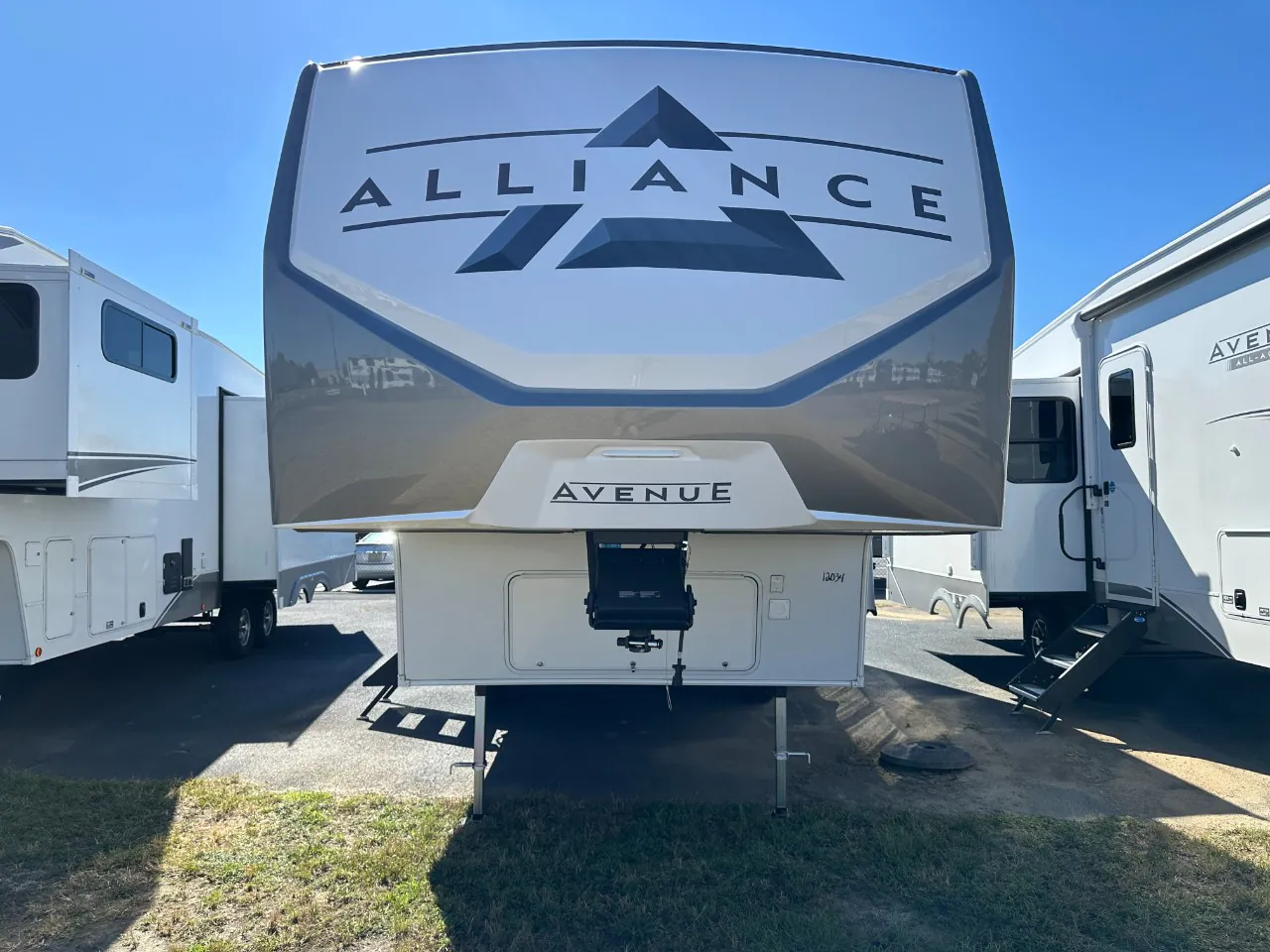 2026 Alliance RV Avenue All-Access 23ML - Photo 3