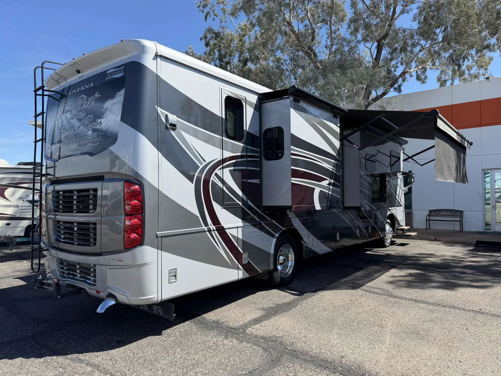 2016 Newmar Ventana 3709 - Photo 3