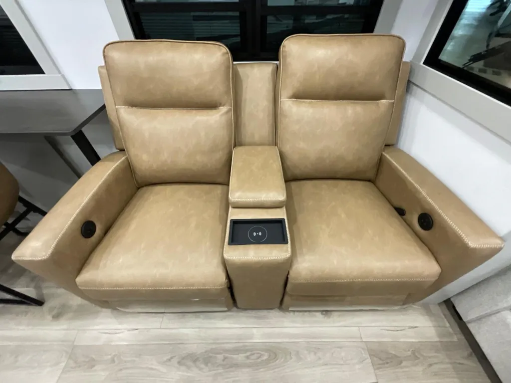 2026 Brinkley Model Z 3515, Photos photo 17