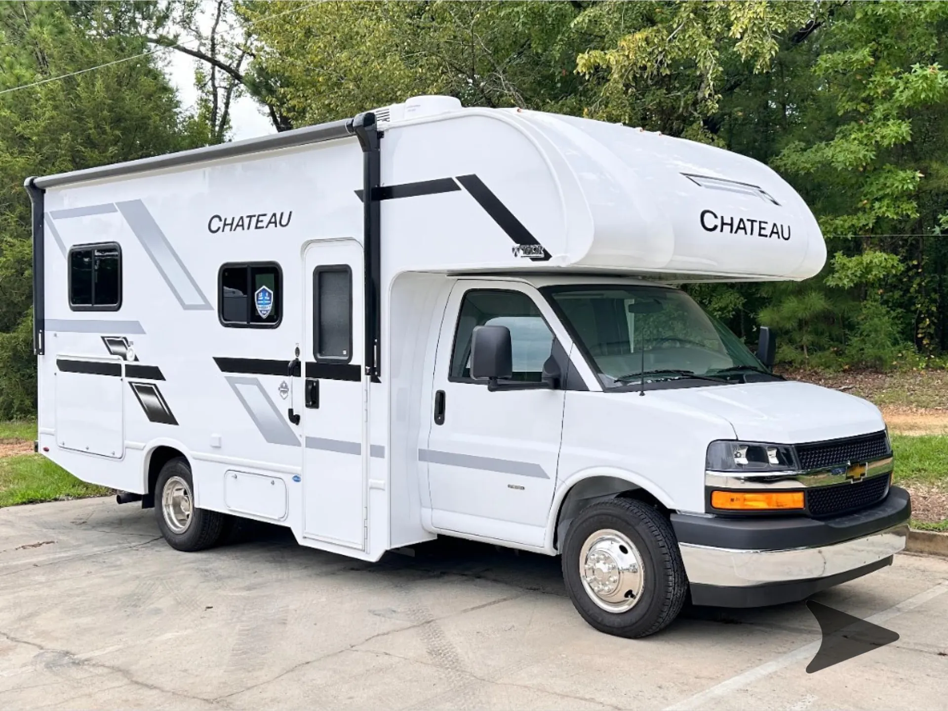 2026 Thor Motor Coach Chateau 21Z - Photo 2