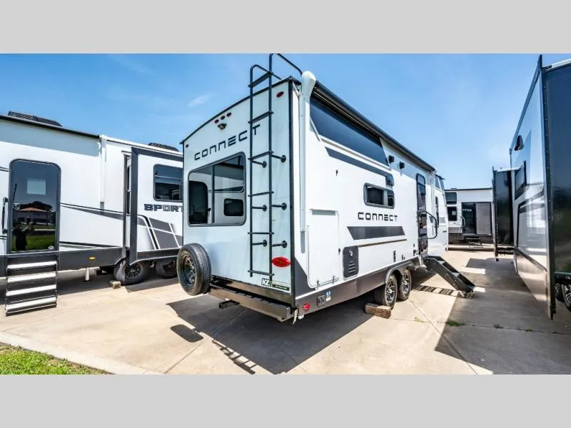 2027 KZ Connect 241RLK - Photo 4