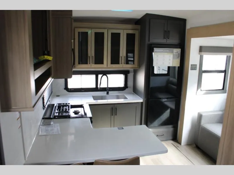 2026 Forest River Rockwood Signature 281RK - Photo 3