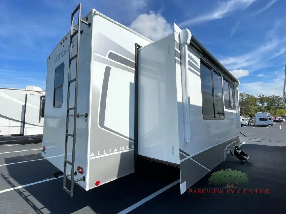 2026 Alliance RV Avenue 35RKS - Photo 3