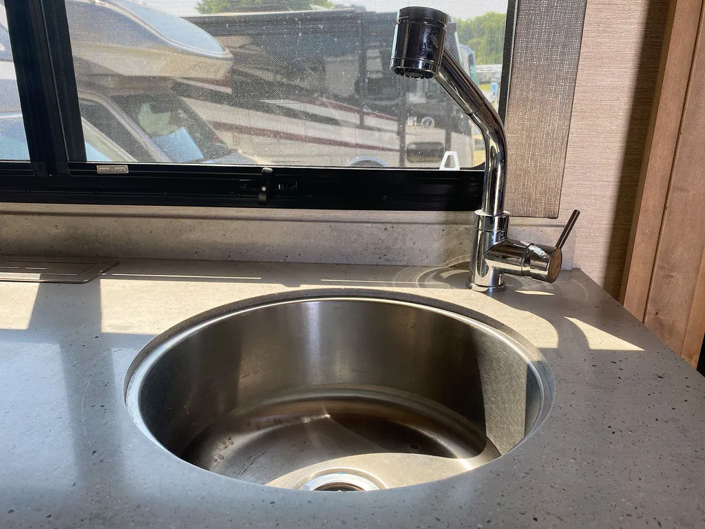 2023 Tiffin Wayfarer 25 JW, Photos photo 13