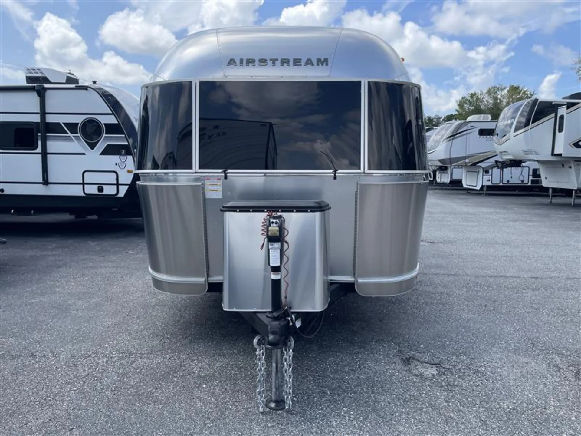 2021 Airstream Caravel 22FB - Photo 3