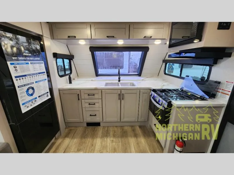 2026 Jayco Jay Feather 24FK - Photo 3