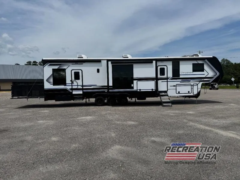 2026 Keystone RV Fuzion New    442 - Photo 3