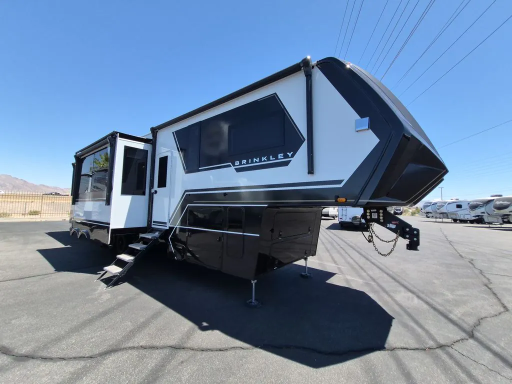 2026 Brinkley Model G 4170 - Photo 2
