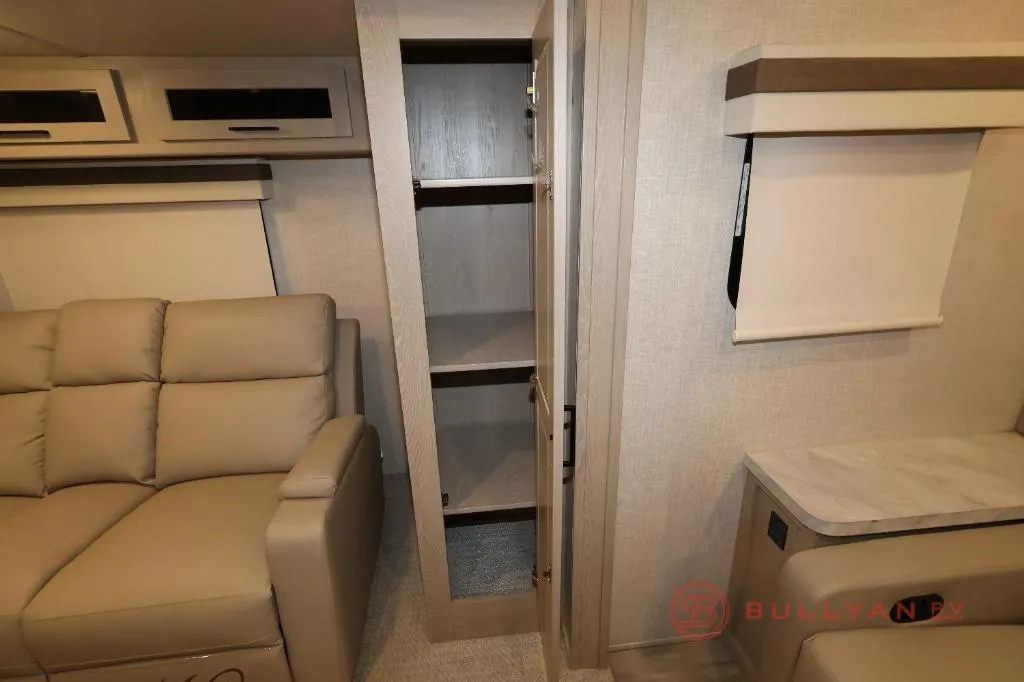 2023 Forest River Rockwood Mini Lite 2104S - Photo 3