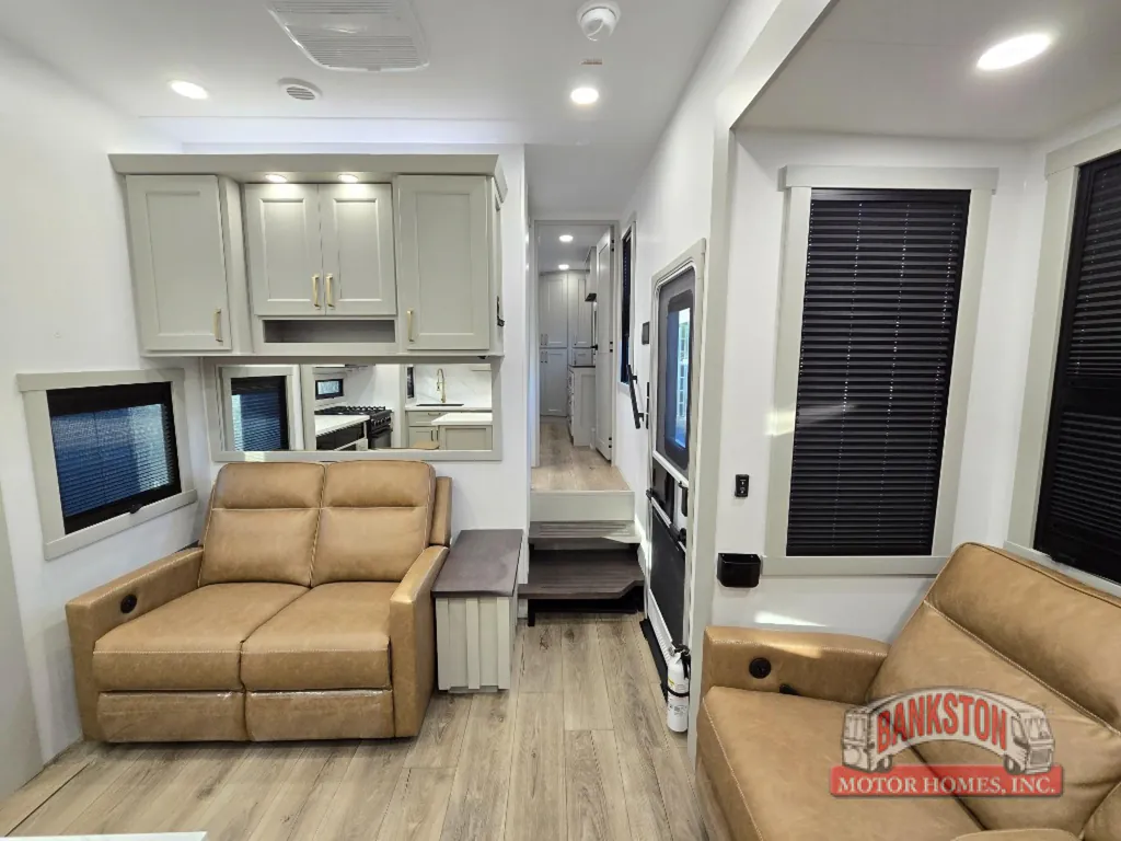 2026 Brinkley Model G 3520, Photos photo 25