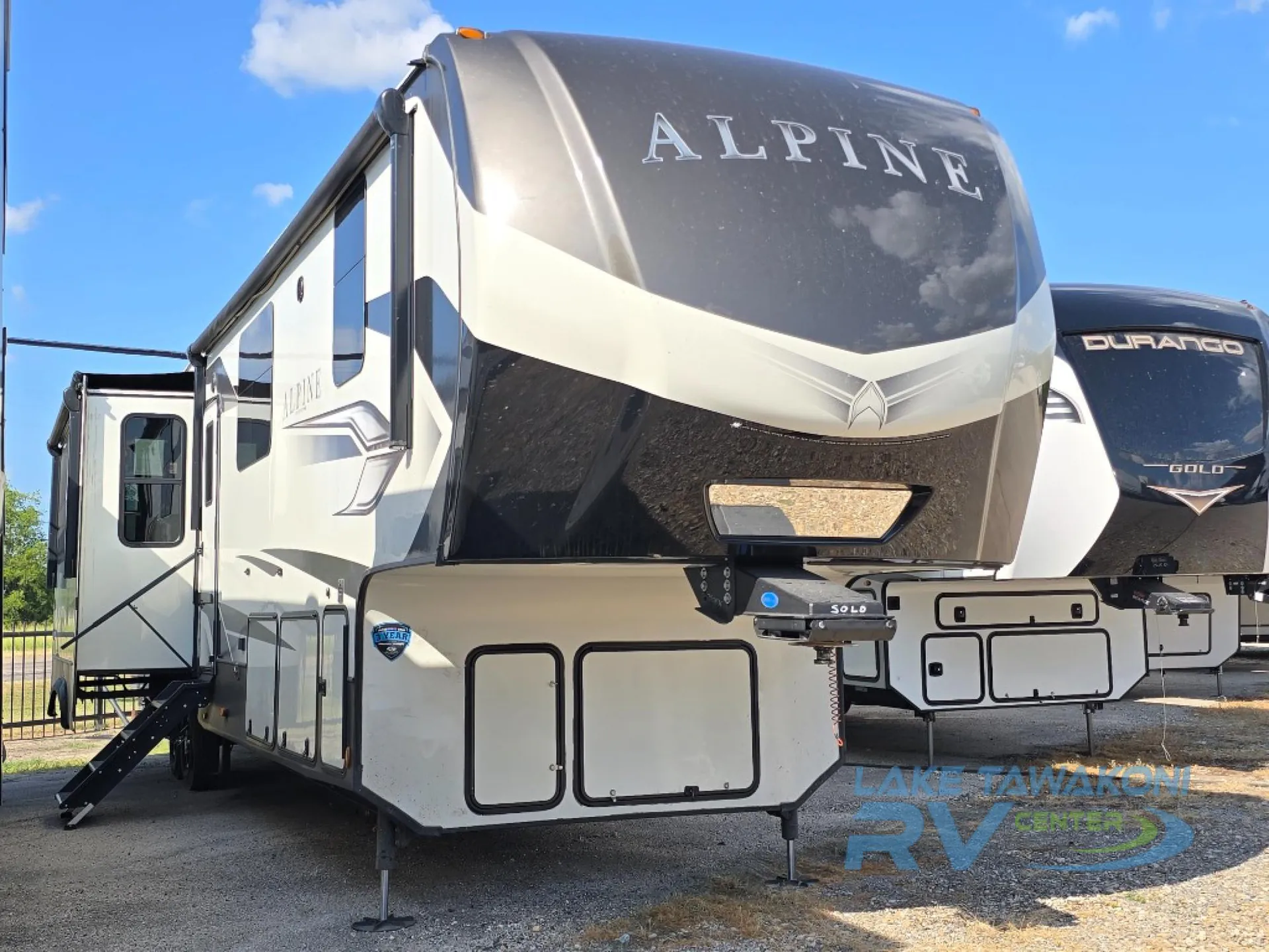 2022 Keystone Alpine 3910RK - Photo 3