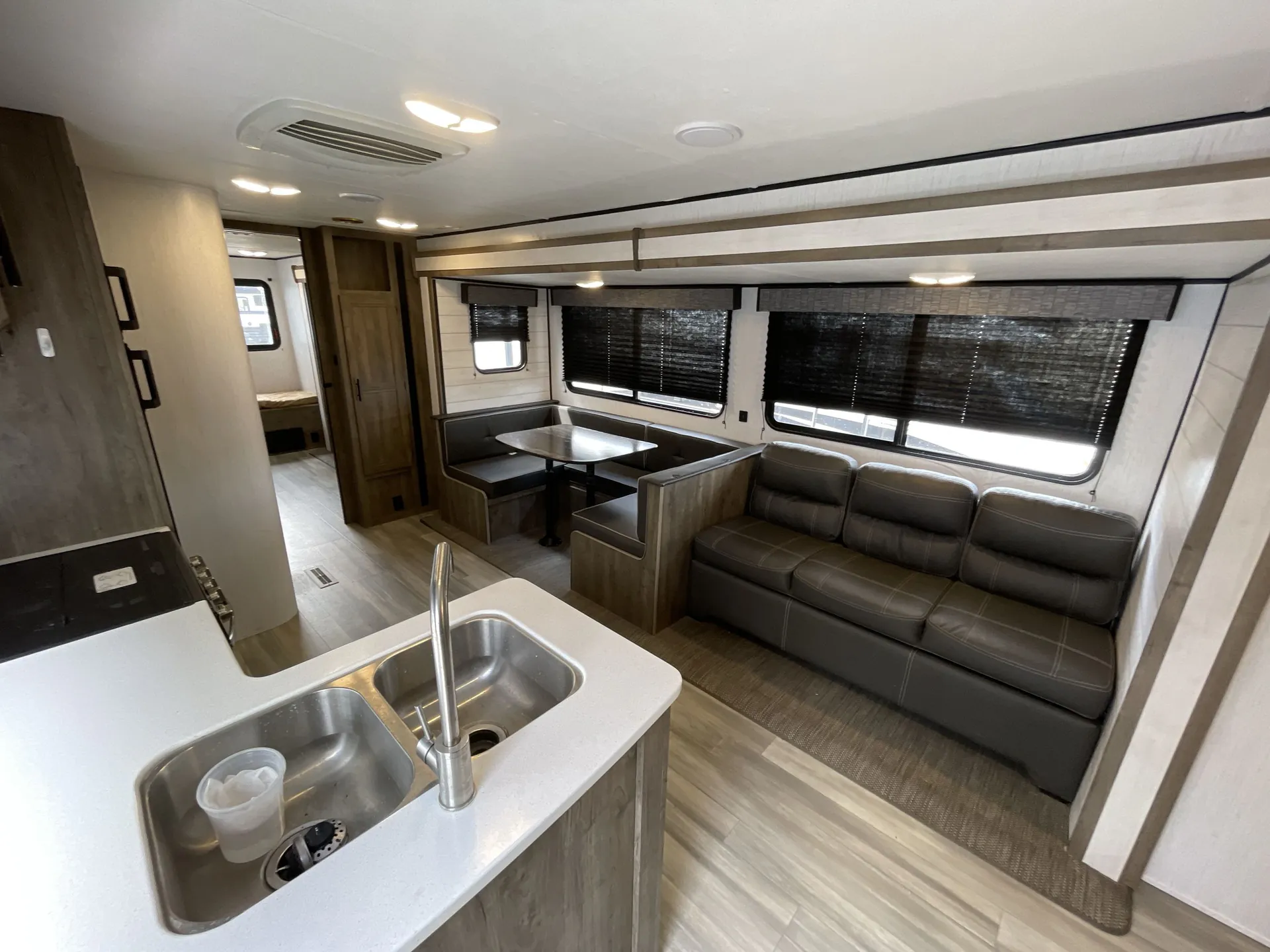 2022 Heartland Pioneer DS320 — living area main