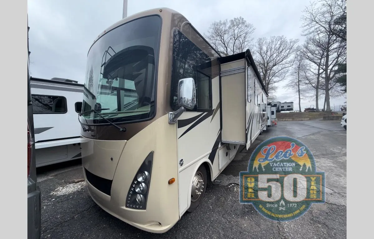2017 Thor Motor Coach Windsport 34J - Photo 2
