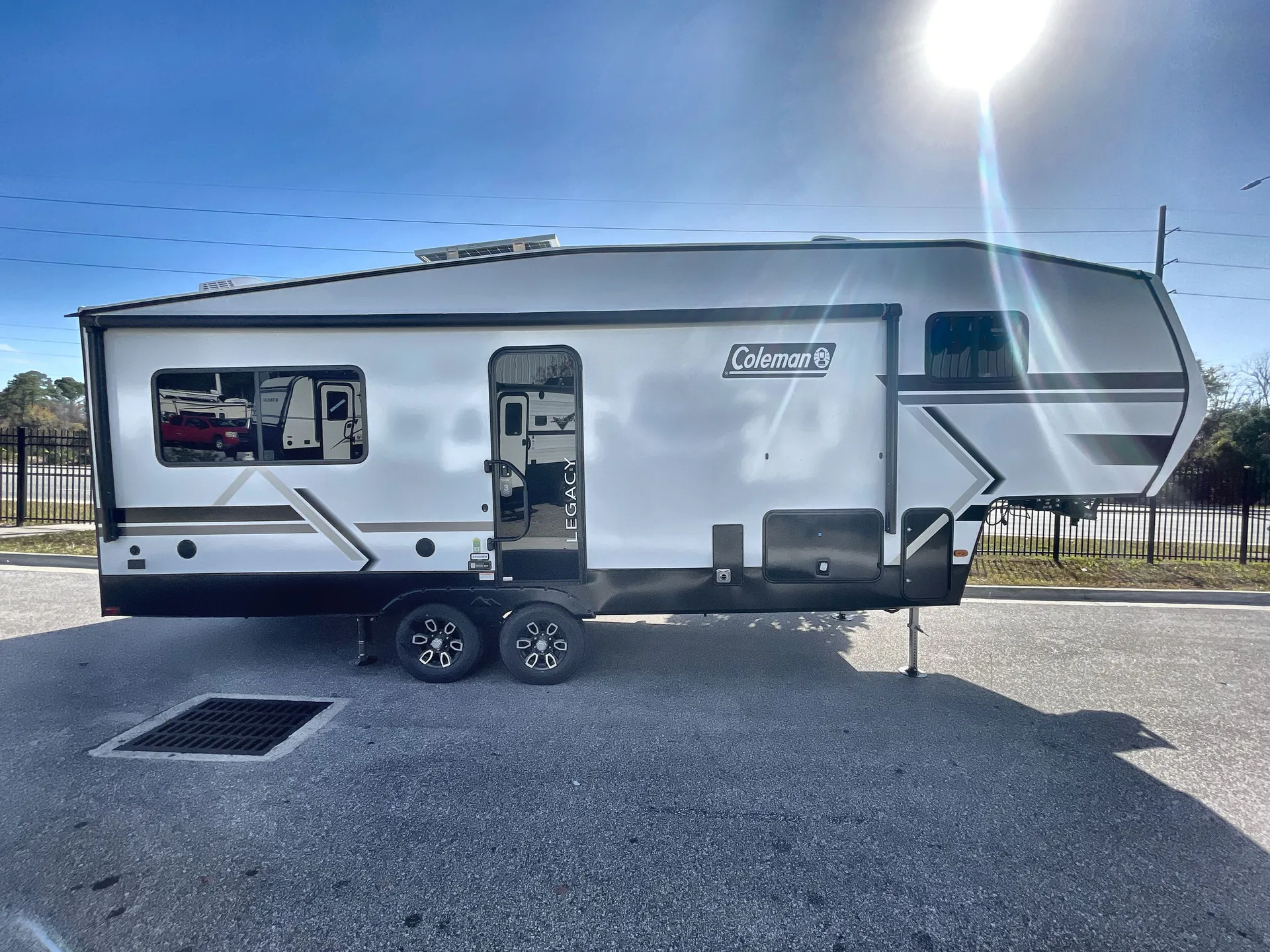 2026 Keystone Coleman Legacy 2400REX - Photo 2