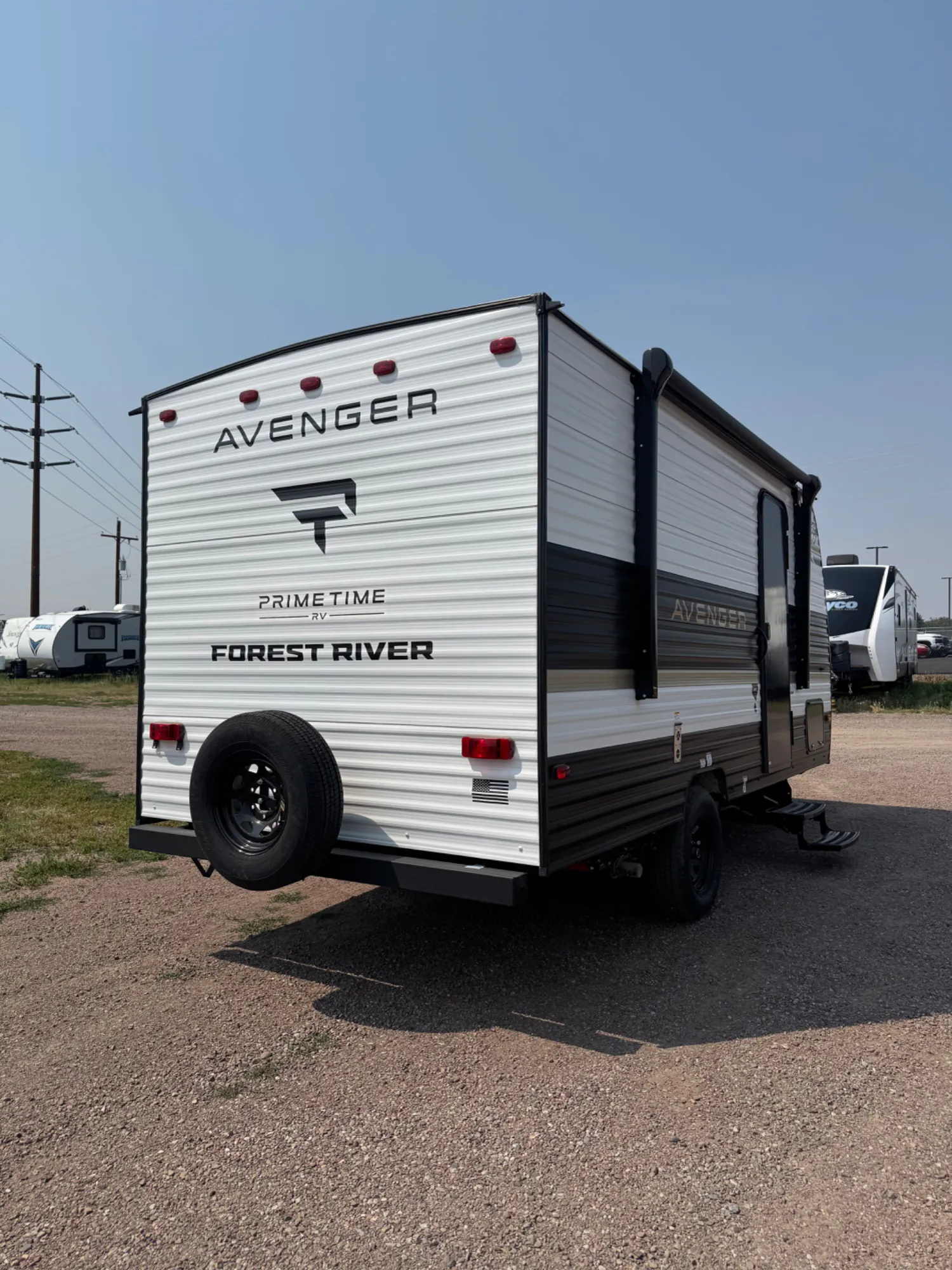 2027 Forest River Avenger LT 16BHX dealer photo 4 from Pierce RV Supercenter