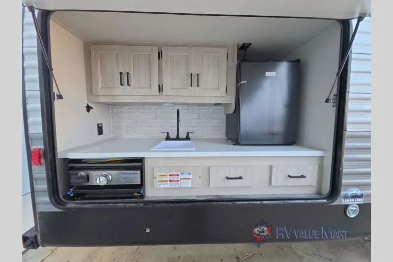2026 Coachmen Catalina Legacy Edition 343BHTS - Photo 4