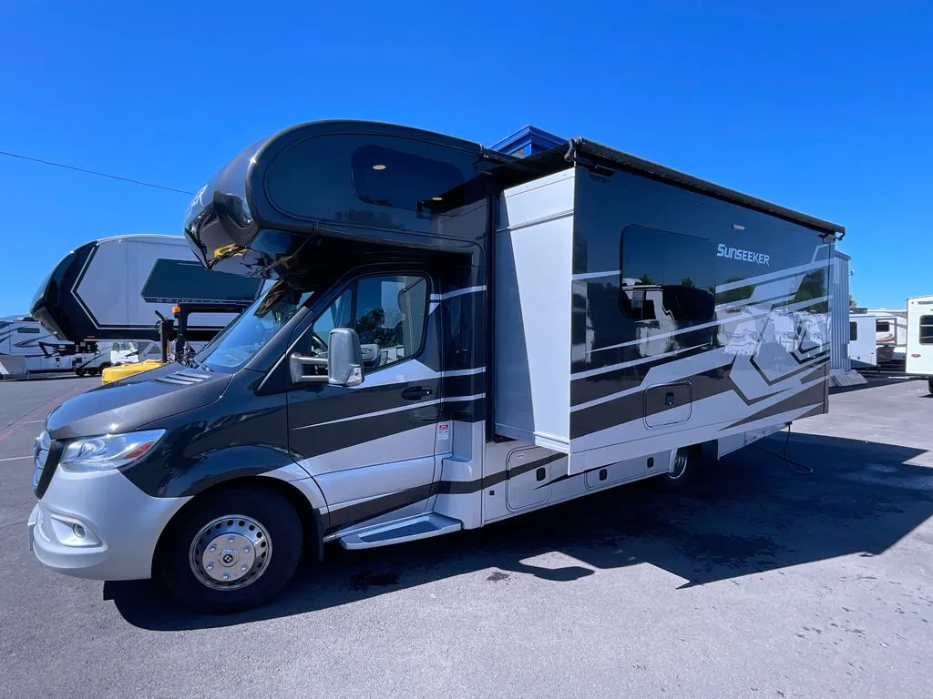 2022 Forest River Sunseeker MBS 2400T - Photo 4