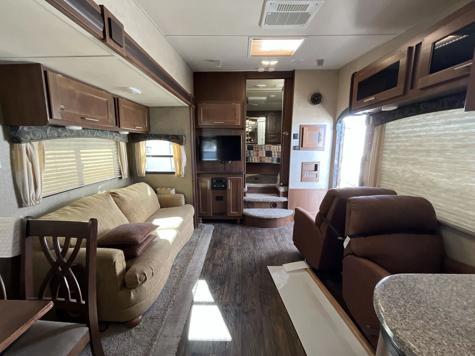 2017 Forest River Wildcat Maxx 282RKX — living area main