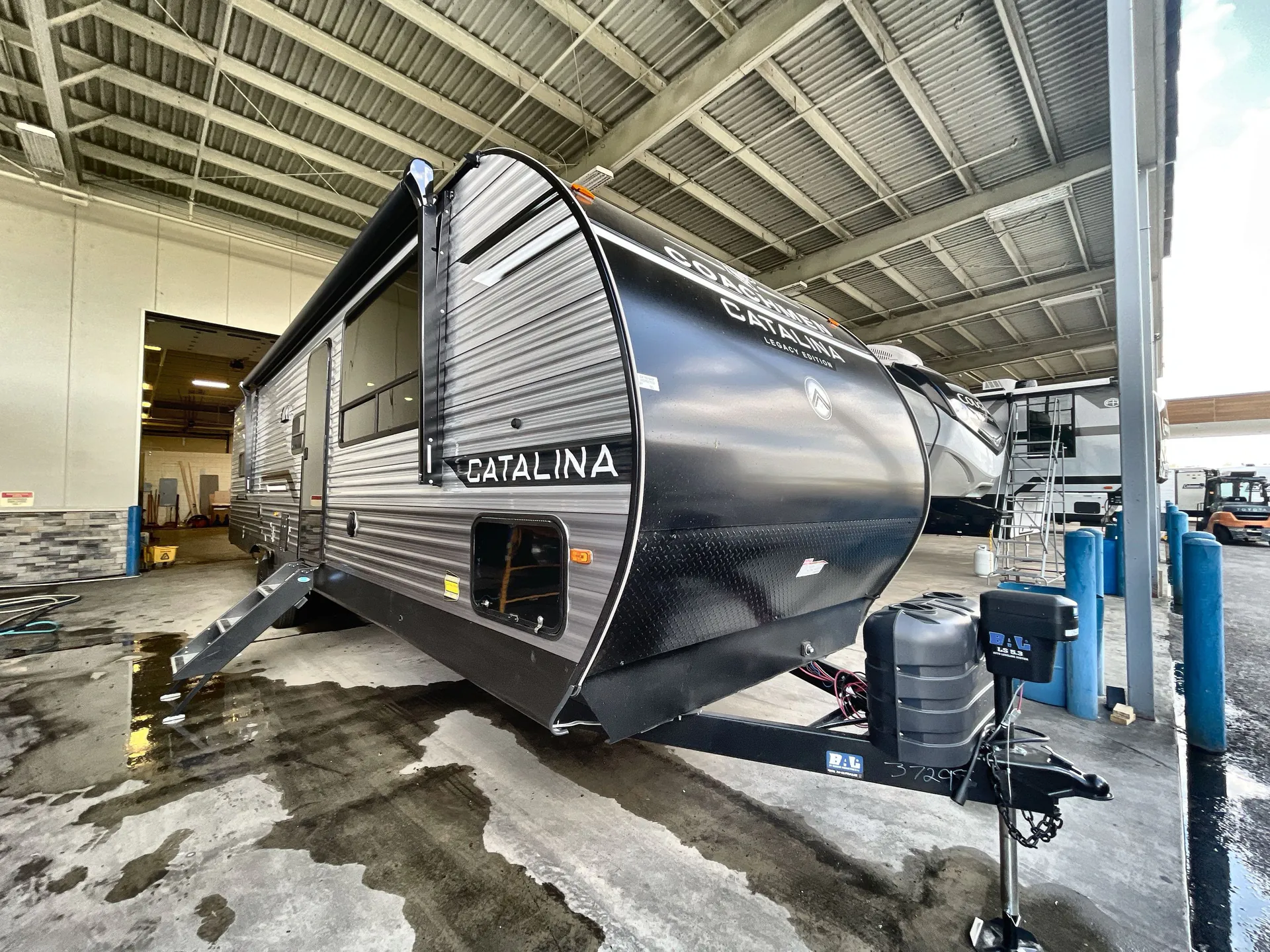 2026 Coachmen Catalina Legacy 343BHTS DEN - Photo 2