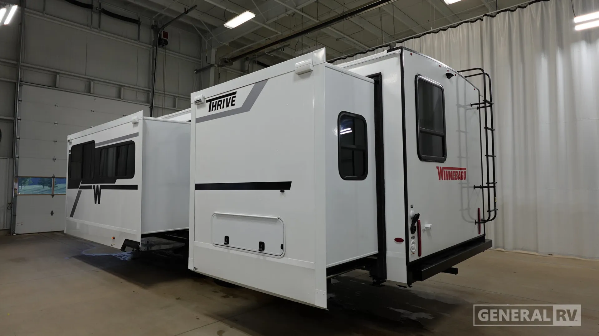 2027 Winnebago Thrive 26FKD - Photo 4