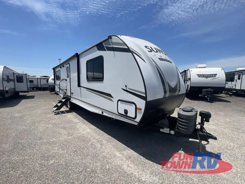 2023 CrossRoads Sunset Trail Super Lite 309RK - Photo 2
