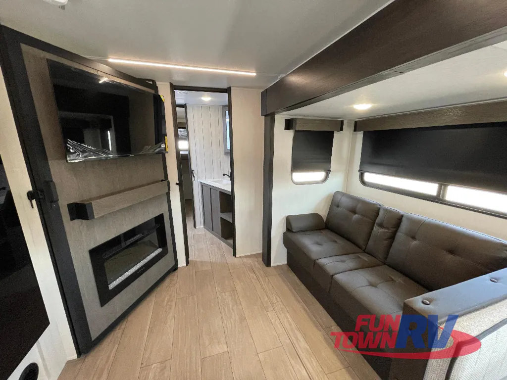 2026 Forest River Cherokee Alpha Wolf 29TB, Photos photo 22