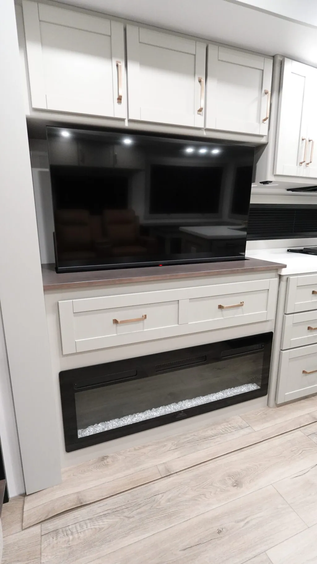 2026 Brinkley Model Z 3600, Photos photo 29
